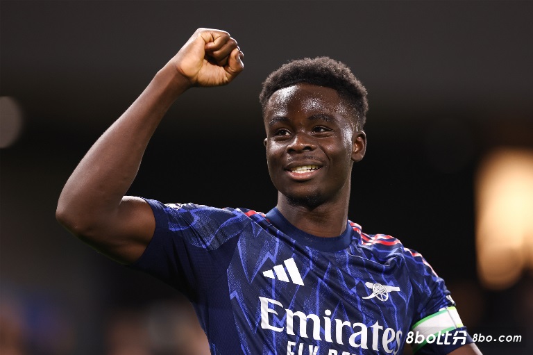 萨卡成队内顶薪！接近30万镑周薪续约五年