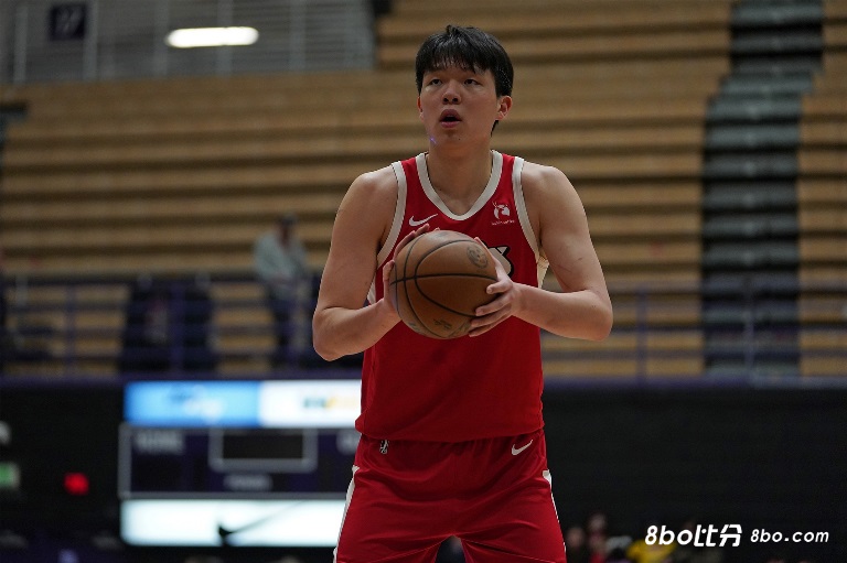 队记:考虑到杨瀚森在发展联盟的数据 他能参加新秀赛